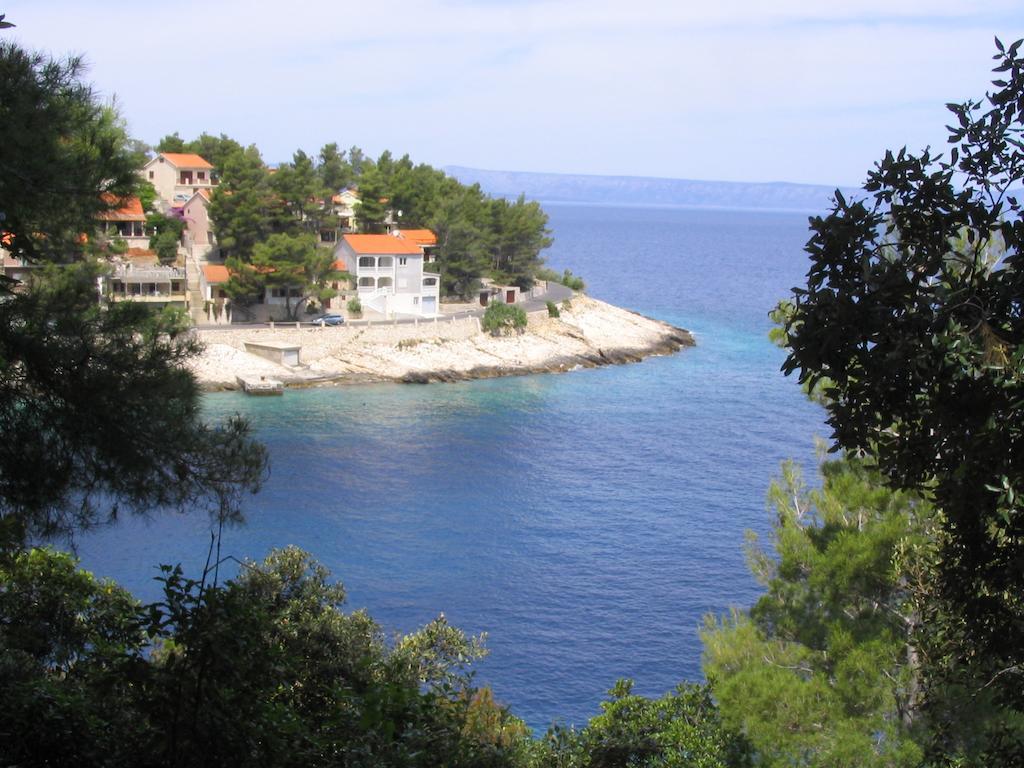 Apartments Gugic Prigradica Exterior photo