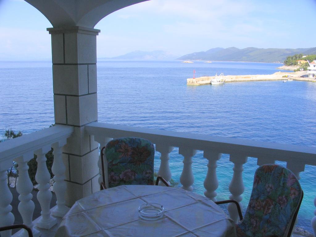 Apartments Gugic Prigradica Room photo